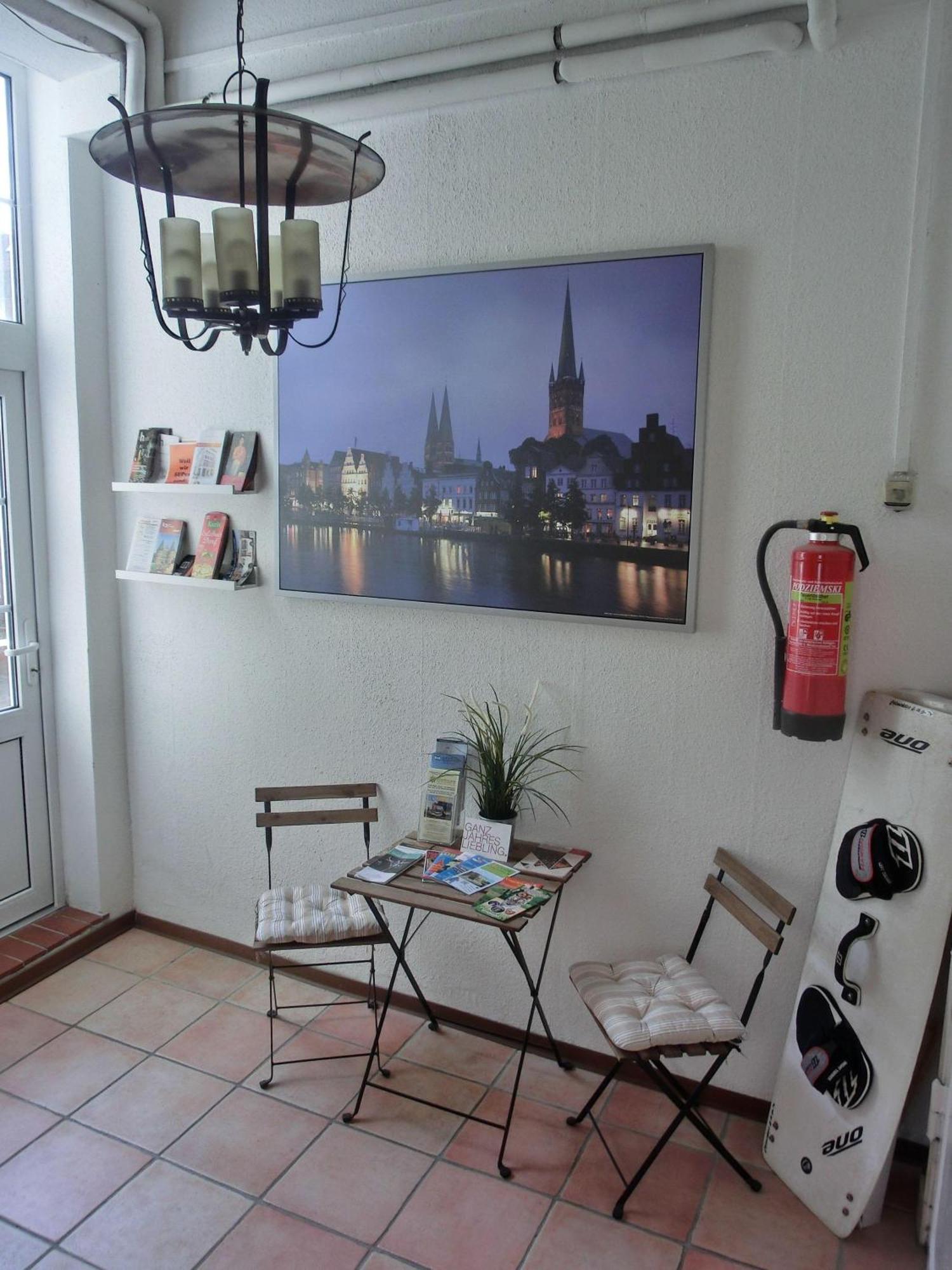 1-Zimmer-Apartment-2-Hochparterre Lübeck Kültér fotó